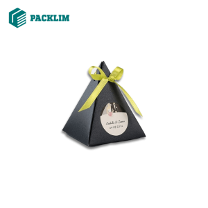custom pyramid boxes